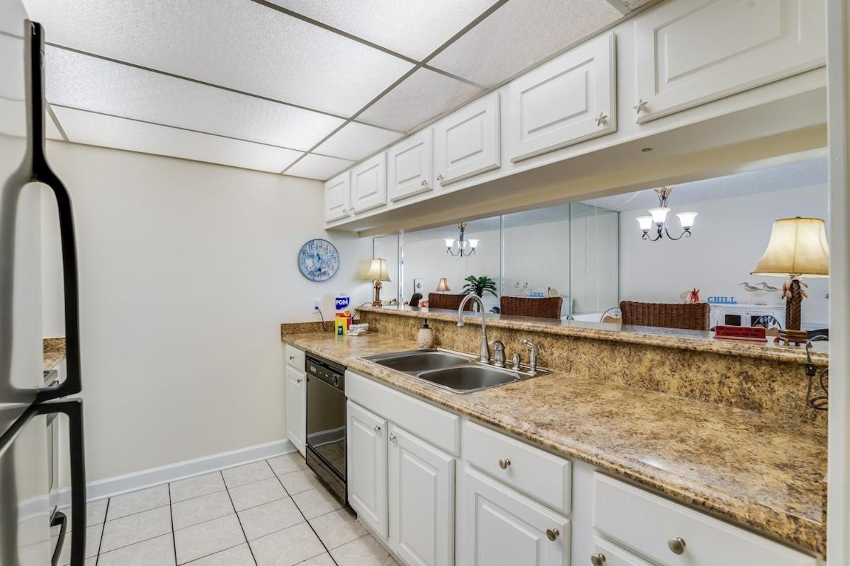 Apartment Moondrifter 305 - 2 Bedroom - Oceanfront Sleeps 6 *